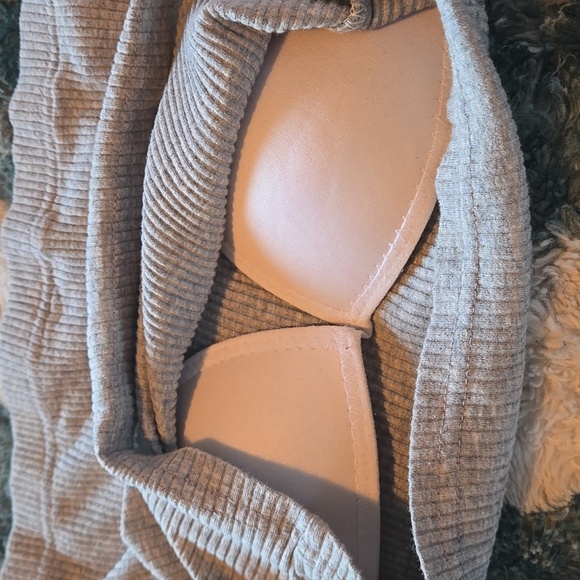 Stylenanda 3ce Korea grey tube top with built-in in bra cropped - Picture 6 of 10